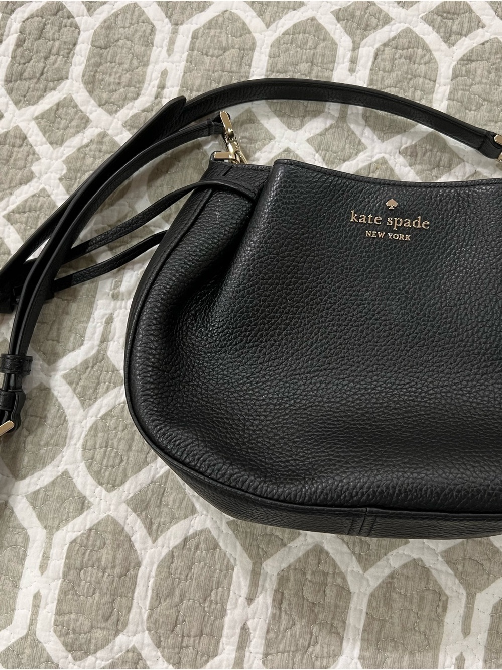 kate spade Black Pebbled Leather Hobo Shoulder Bag with Gold Logo - Picture 8 of 11